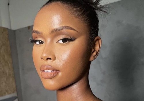 Mastering Everyday Makeup Application: Techniques for Flawless Foundation